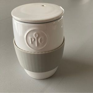 Pampered Chef ceramic Microwave Egg cooker